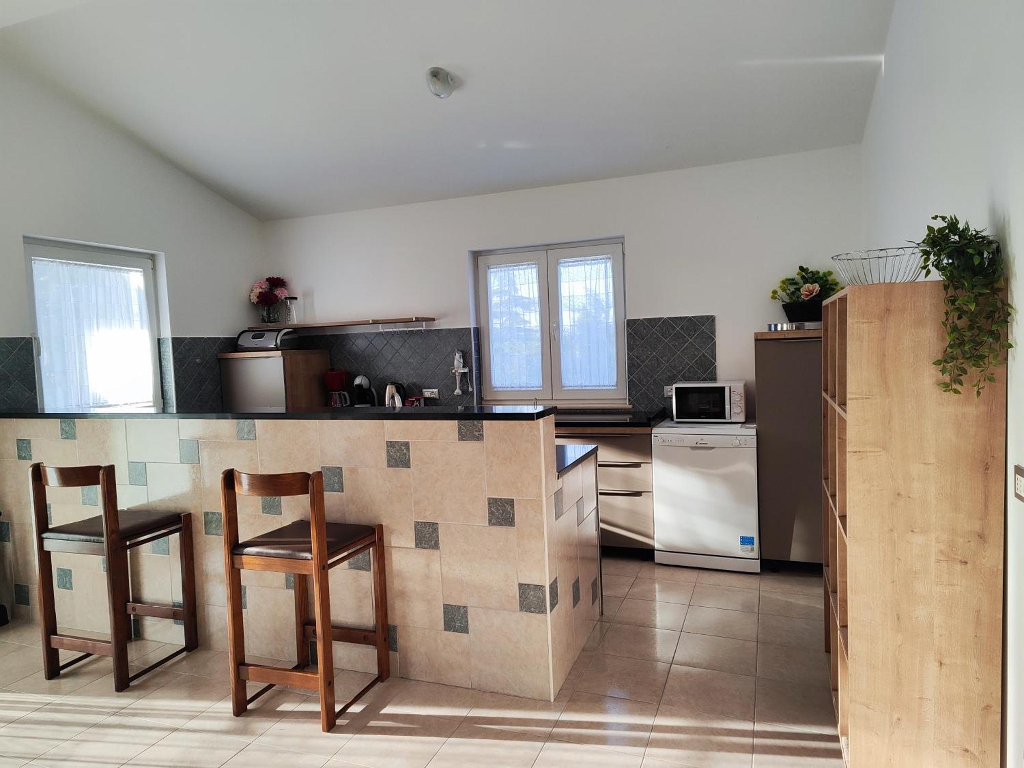 Apartments Flora Медулин Стая снимка
